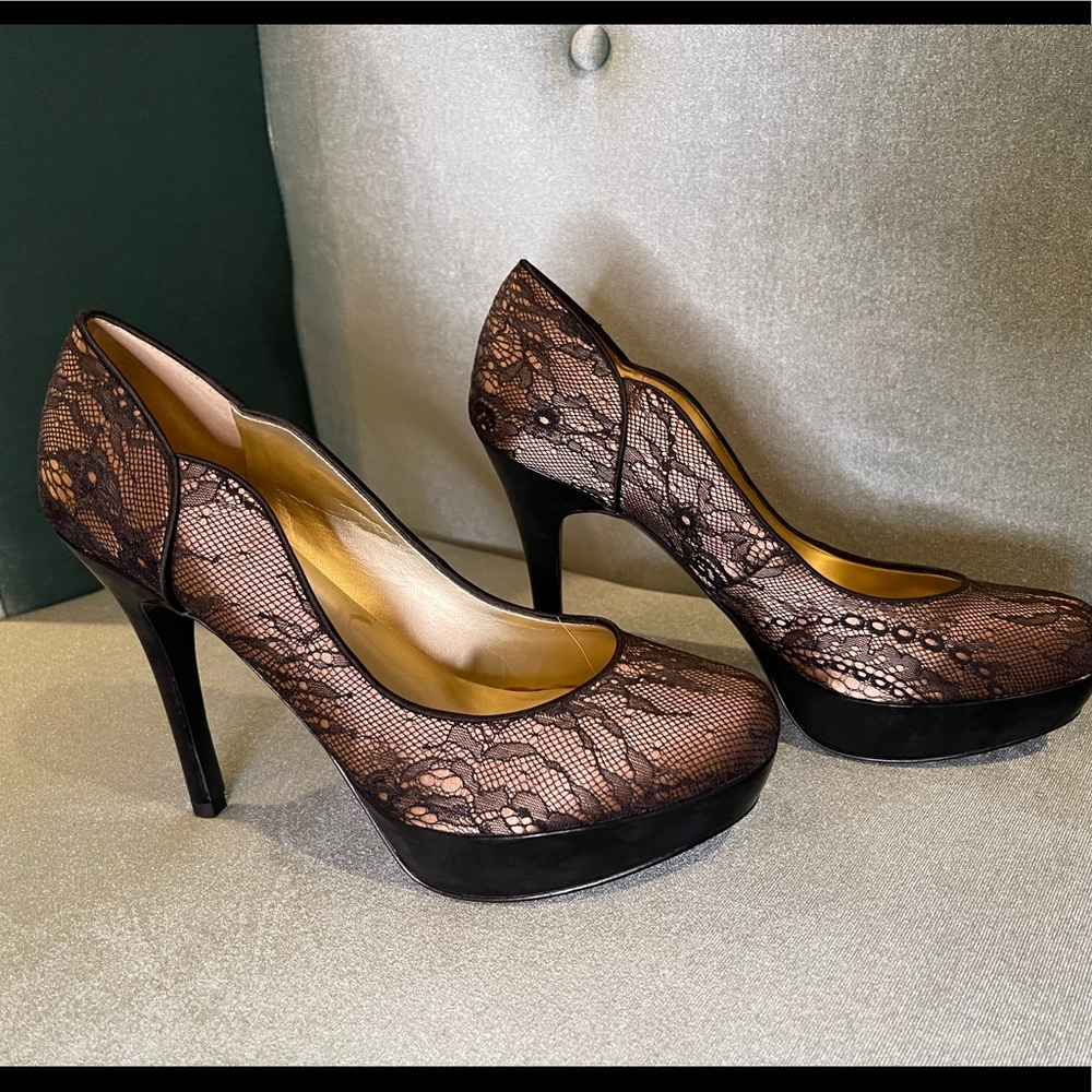 Steve Madden black and gold heels with lace detail.